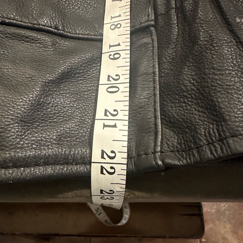 Mustang Women’s Black Leather Biker Jacket Size Med - Picture 10 of 10